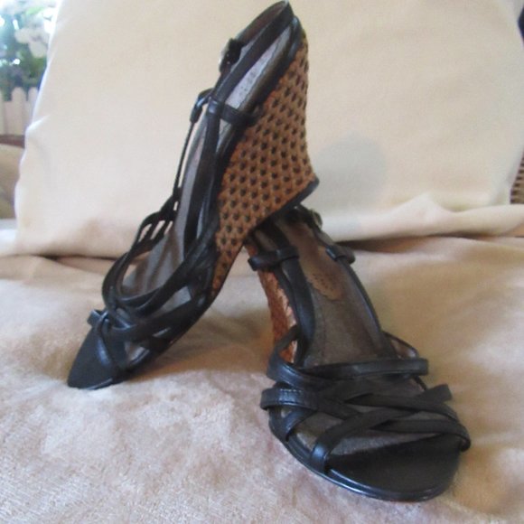 Vintage Kenzie Boyer Black Strappy Woven Wedge Sandal Size 7
